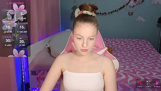 Snapshot of stefaniyaaa chatting on 10.11.25 stefaniyaaa online show from 10.11.25