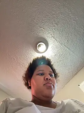 chocolate bella online show from 09.10.25