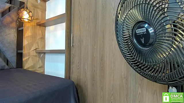 Snapshot of Ava_Bonny chatting on 09.21.25 Ava Bonny online show from 09.21.25