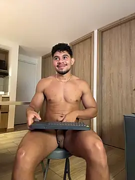 Snapshot of austin_spears_ chatting on 06.19.26 austin spears online show from 06.19.26