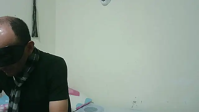 Snapshot of coplehot27 chatting on 01.16.26 coplehot27 online show from 01.16.26