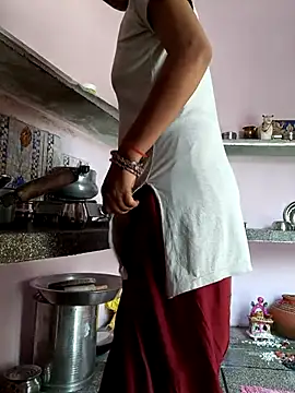 Love-pari077 online show from 10.21.25