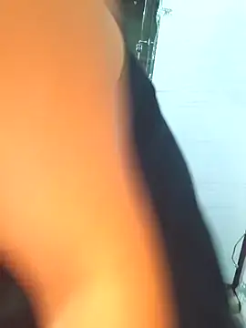 Snapshot of Love-pari077 chatting on 02.19.26 Love-pari077 online show from 02.19.26