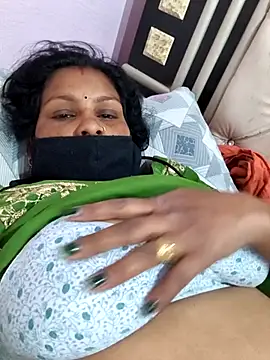 Snapshot of Love-pari077 chatting on 03.01.26 Love-pari077 online show from 03.01.26