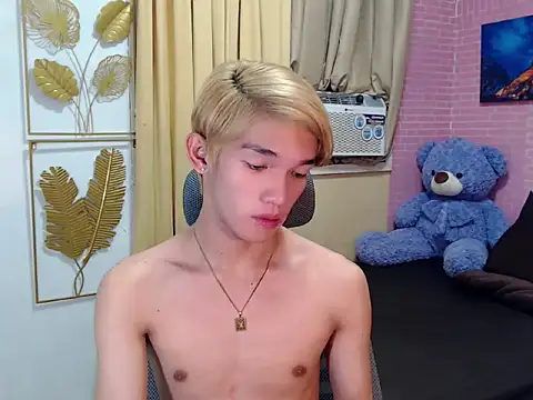 fuckerfriendsxx online show from 04.21.26