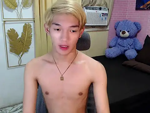 fuckerfriendsxx online show from 04.22.26
