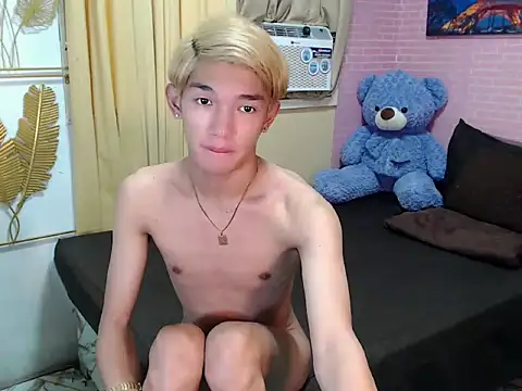 fuckerfriendsxx online show from 04.23.26