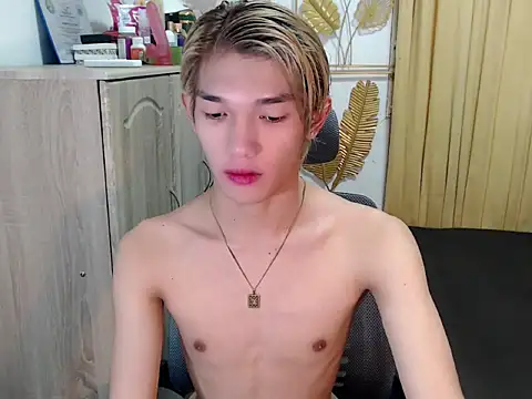 fuckerfriendsxx online show from 06.10.26