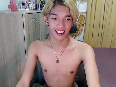 fuckerfriendsxx online show from 06.16.26