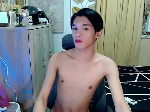 fuckerfriendsxx online show from 08.02.26