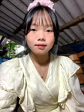 Snapshot of AdamLazis chatting on 09.11.25 AdamLazis online show from 09.11.25