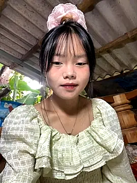 Snapshot of AdamLazis chatting on 09.13.25 AdamLazis online show from 09.13.25