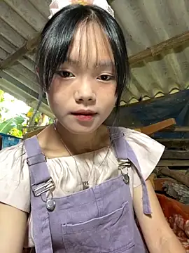 Snapshot of AdamLazis chatting on 09.16.25 AdamLazis online show from 09.16.25