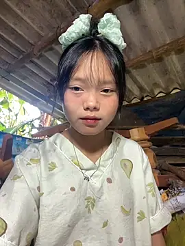 Snapshot of AdamLazis chatting on 10.02.25 AdamLazis online show from 10.02.25