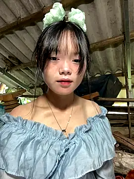 Snapshot of AdamLazis chatting on 10.10.25 AdamLazis online show from 10.10.25