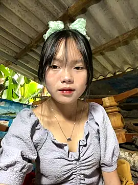 Snapshot of AdamLazis chatting on 10.28.25 AdamLazis online show from 10.28.25