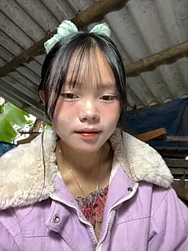 Snapshot of AdamLazis chatting on 11.08.25 AdamLazis online show from 11.08.25