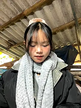 Snapshot of AdamLazis chatting on 11.20.25 AdamLazis online show from 11.20.25