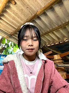 Snapshot of AdamLazis chatting on 11.25.25 AdamLazis online show from 11.25.25