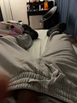 Frankieyyy1 online show from 12.04.25