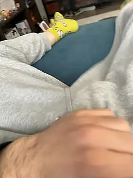 Snapshot of Frankieyyy1 chatting on 03.28.26 Frankieyyy1 online show from 03.28.26