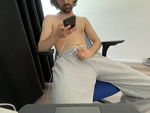 Frankieyyy1 online show from 05.22.26