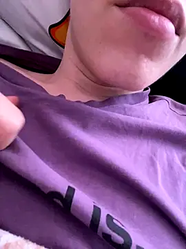 Snapshot of Yammy_AssHole chatting on 10.30.25 Yammy AssHole online show from 10.30.25