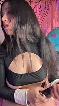 Snapshot of emma_fiore4_ chatting on 10.21.25 emma fiore4 online show from 10.21.25