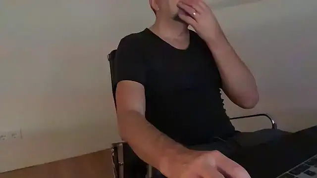 Snapshot of german9inch chatting on 11.22.25 german9inch online show from 11.22.25