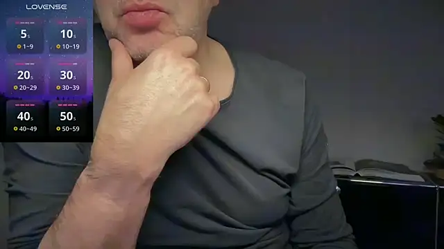 Snapshot of german9inch chatting on 02.09.26 german9inch online show from 02.09.26