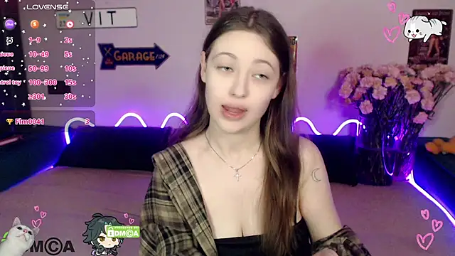 AmourLily online show from 04.23.26