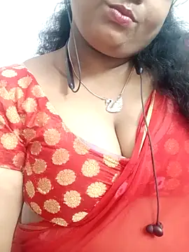 Snapshot of Divya-Lovely chatting on 10.04.25 Divya-Lovely online show from 10.04.25