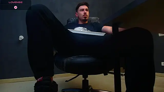 EnzoRace online show from 10.04.25