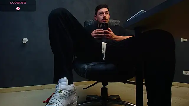 EnzoRace online show from 10.27.25