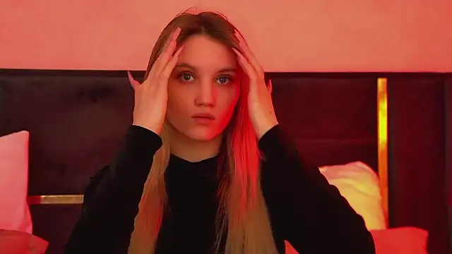 Snapshot of StacyEvances chatting on 03.02.26 StacyEvances online show from 03.02.26