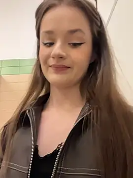 KittyQueeny online show from 03.17.26