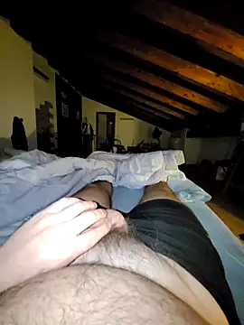 giova17cm online show from 10.21.25