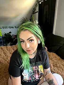 Snapshot of ninabobina666 chatting on 09.15.25 ninabobina666 online show from 09.15.25