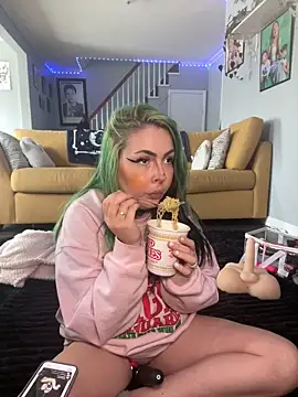 Snapshot of ninabobina666 chatting on 09.30.25 ninabobina666 online show from 09.30.25