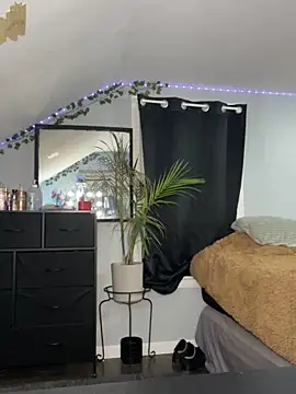 Snapshot of ninabobina666 chatting on 10.15.25 ninabobina666 online show from 10.15.25