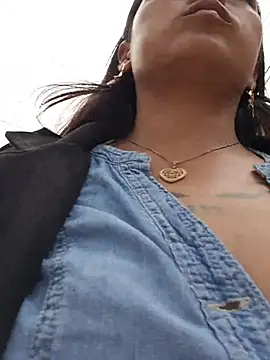 LunaHot 777 online show from 11.25.25