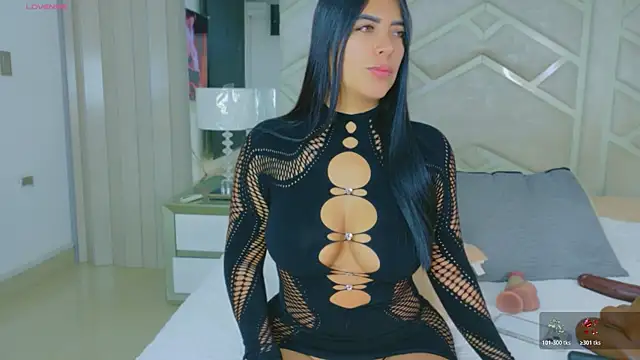 RoseMariee  online show from 05.04.26