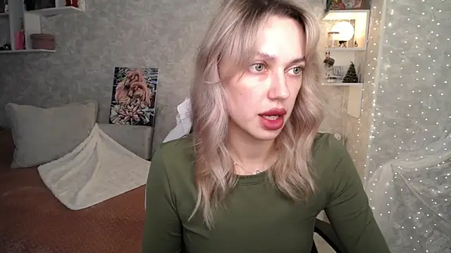 Snapshot of NickyAdamidi chatting on 01.11.26 NickyAdamidi online show from 01.11.26
