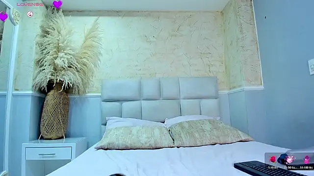 CristineCaru online show from 02.05.26