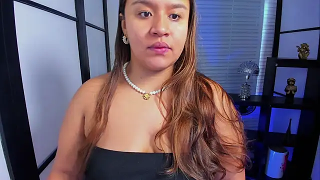 ElaBourn  online show from 09.28.25