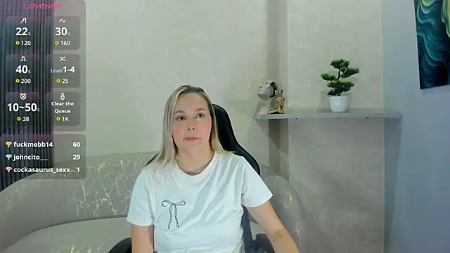 Emmaa white  online show from 06.22.26