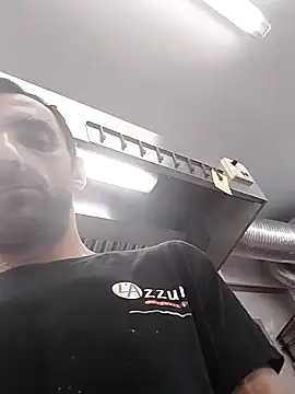 Snapshot of hotmen83 chatting on 10.07.25 hotmen83 online show from 10.07.25