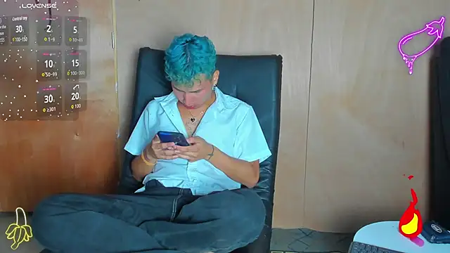 spicy adonhis online show from 10.12.25