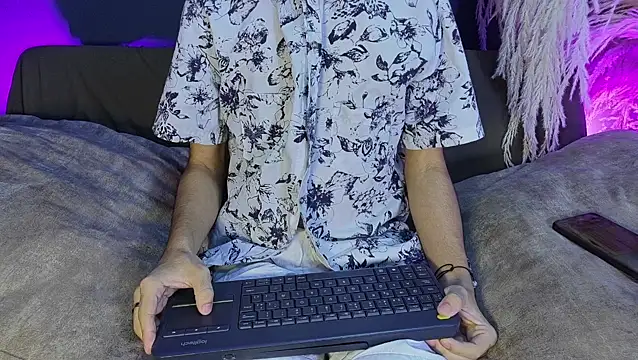 spicy adonhis online show from 05.01.26