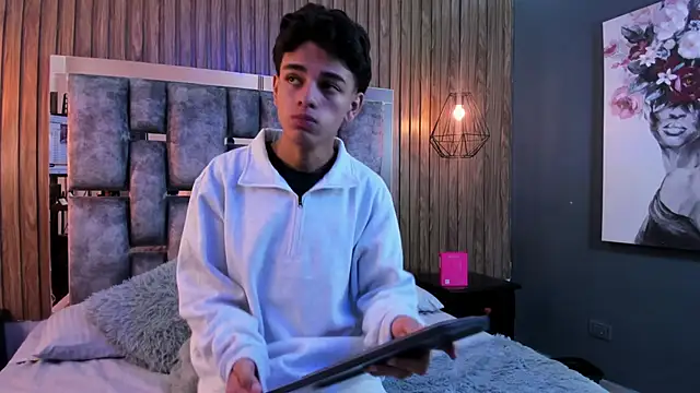 owen  johnson online show from 11.05.25